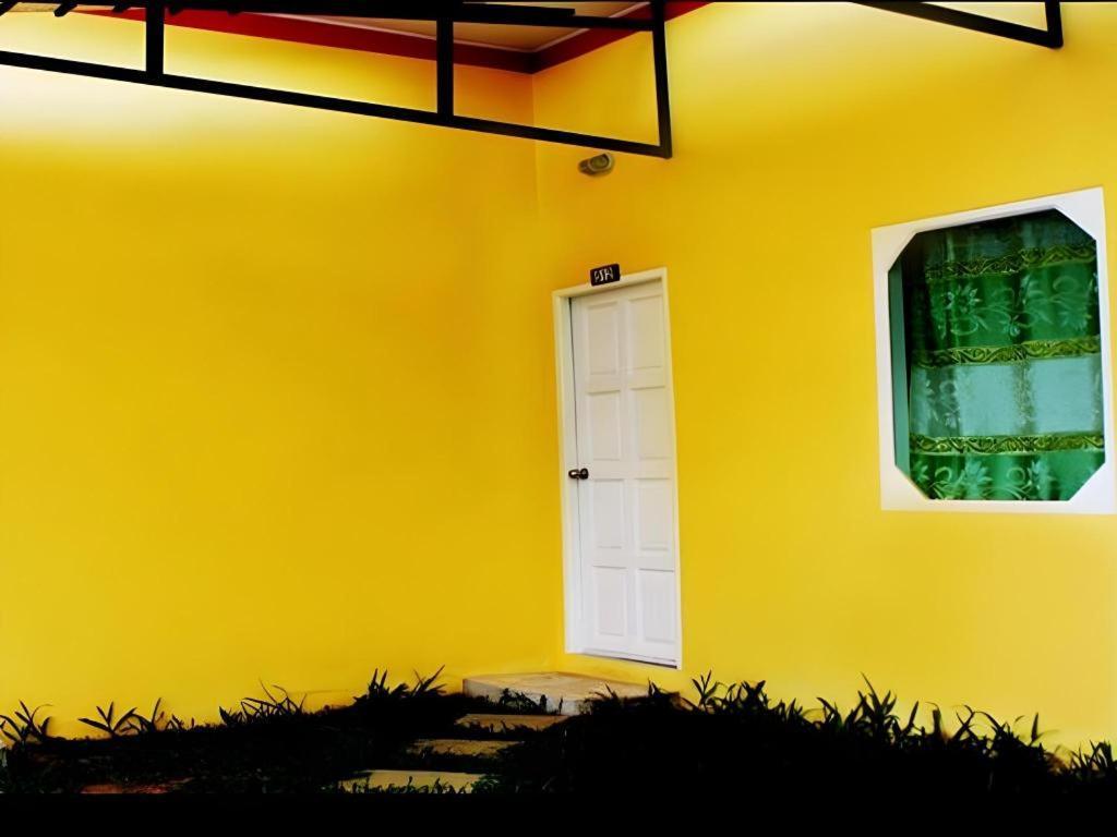 Kanta Hill Resort Nakhon Si Thammarat Exterior foto